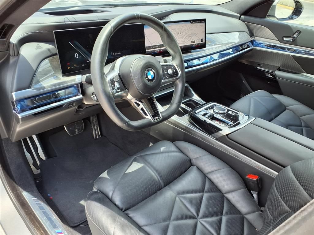 Used 2023 BMW 740i RWD image 12