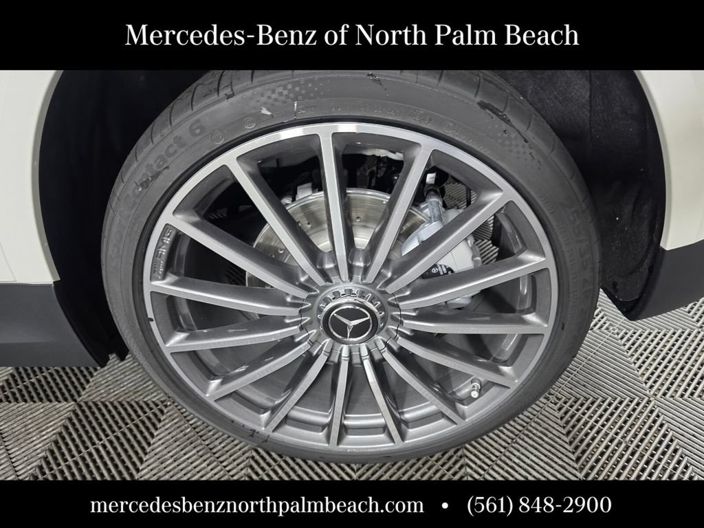 New 2026 Mercedes-Benz GLA 35 AMG 4MATIC image 6