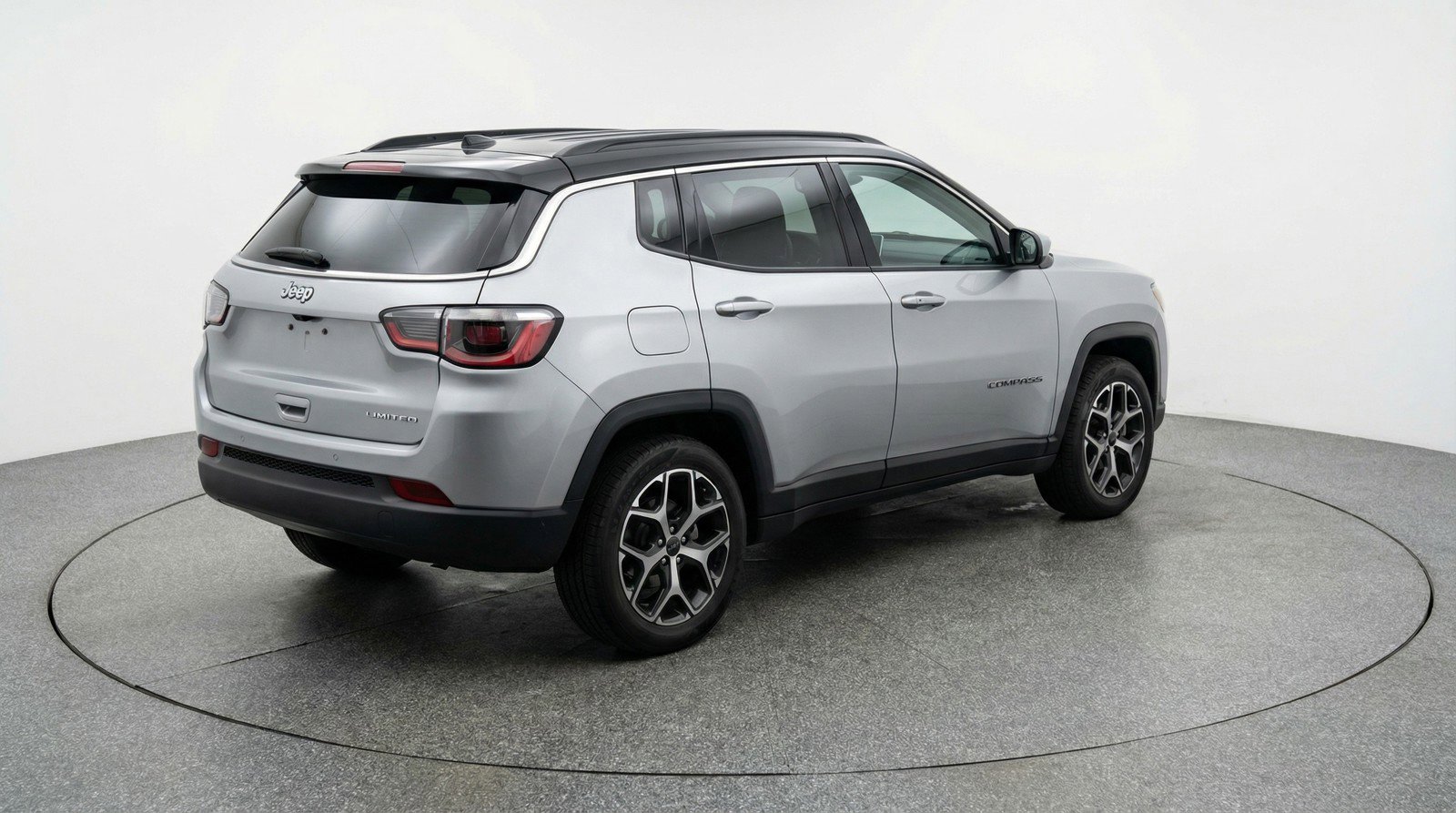 Used 2025 Jeep Compass Limited image 9
