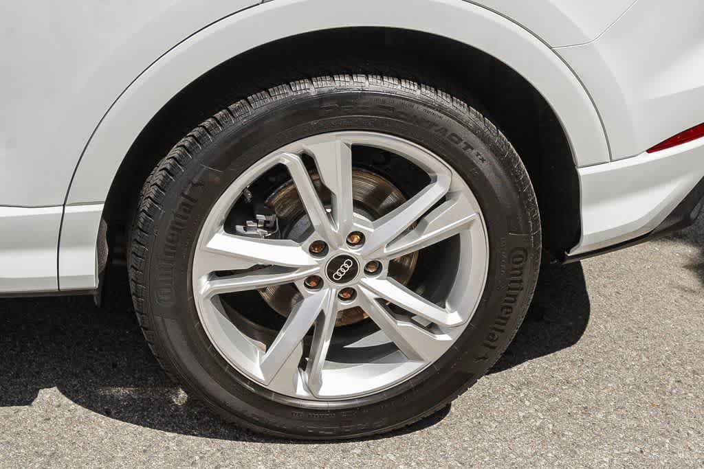Used 2023 Audi Q3 2.0T Premium Plus w/ Premium Plus Package AWD/4WD image 7