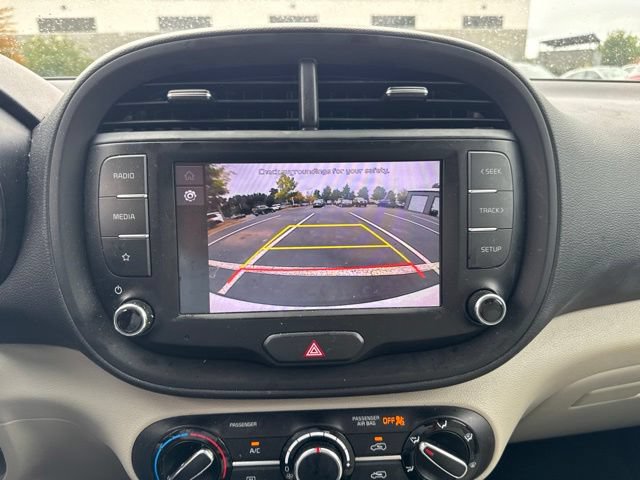 Certified 2023 Kia Soul LX w/ LX Technology Package FWD image 12