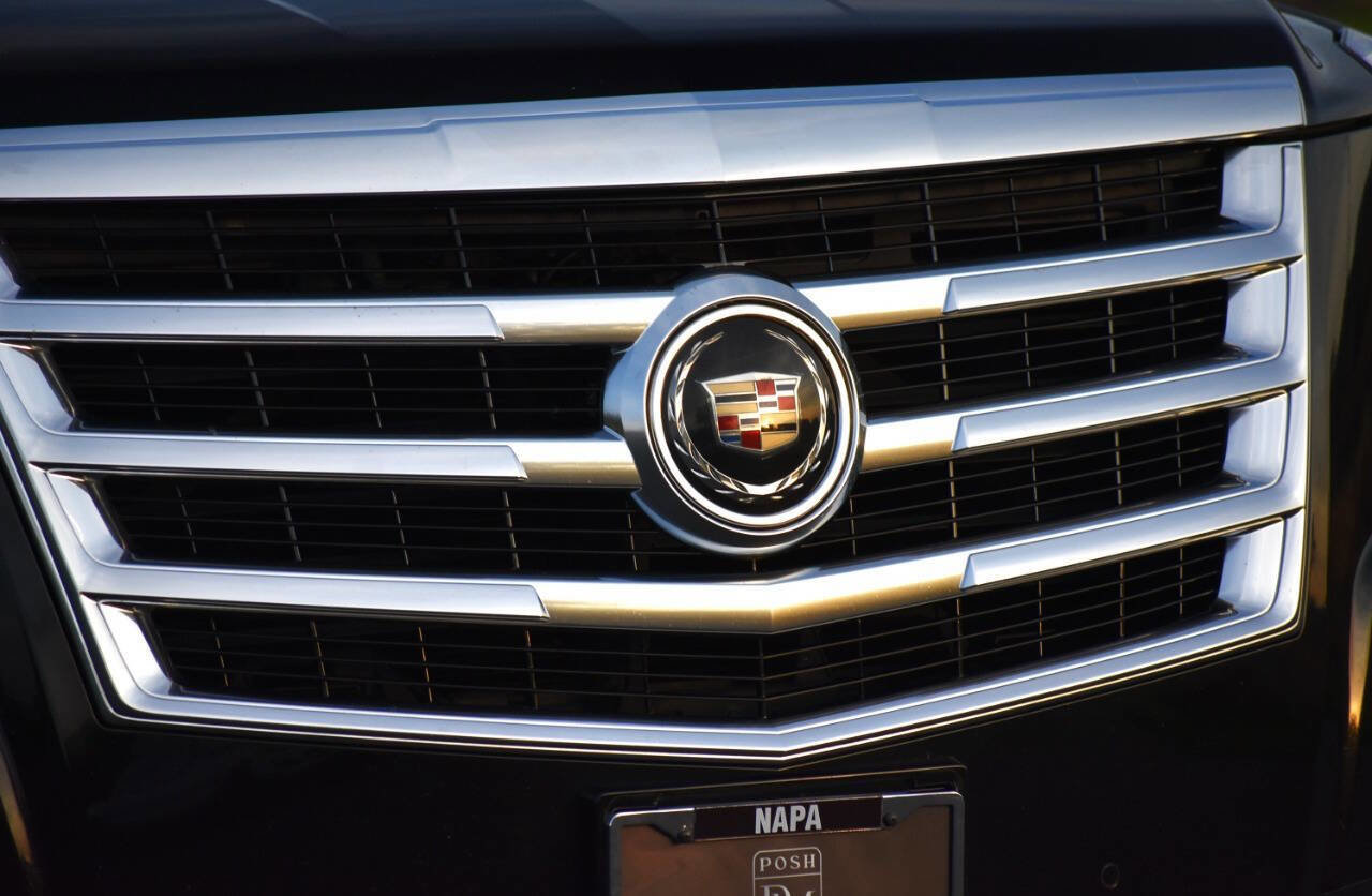 Used 2015 Cadillac Escalade Premium image 15