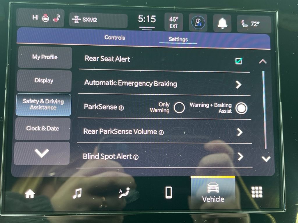 New 2025 Jeep Grand Cherokee Laredo X w/ Luxury Tech Group I AWD/4WD image 8