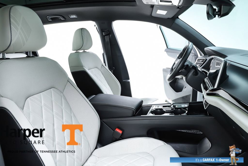 Used 2025 Volkswagen Atlas Cross Sport SEL Premium R-Line image 75