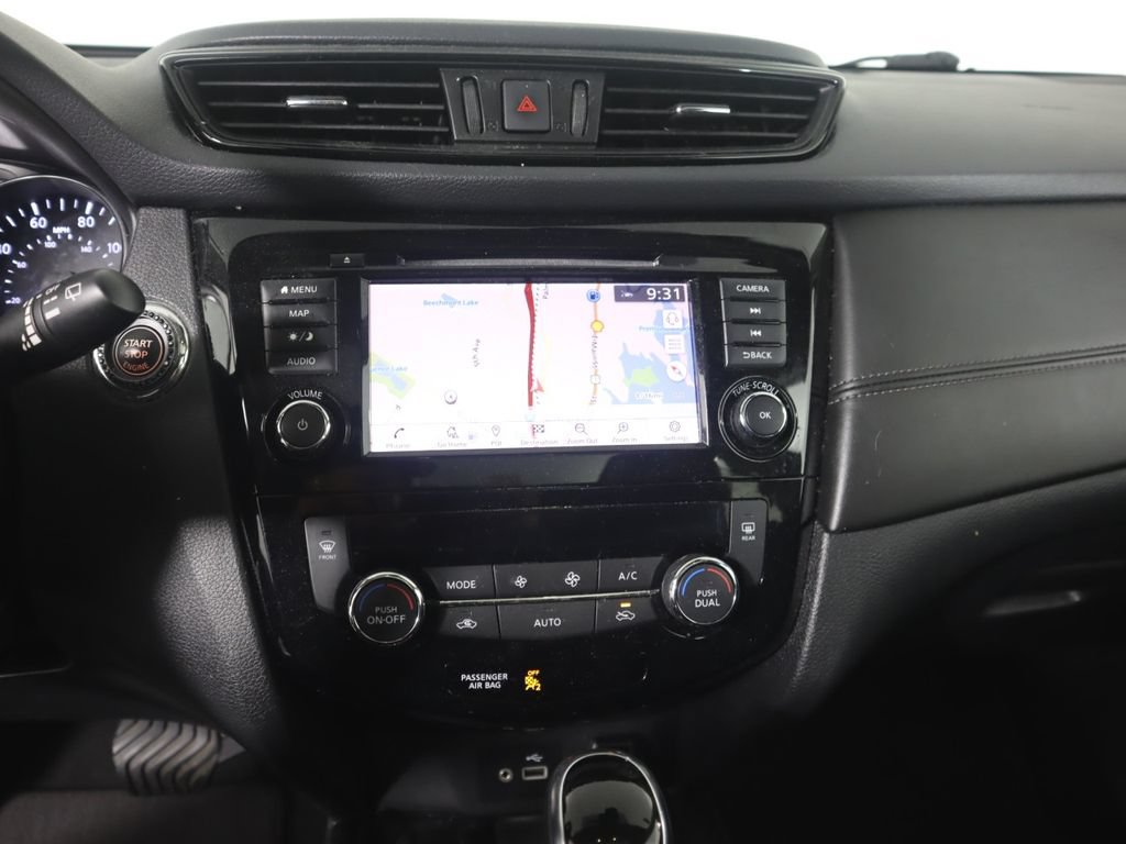Used 2019 Nissan Rogue SL w/ Premium Package AWD/4WD image 11