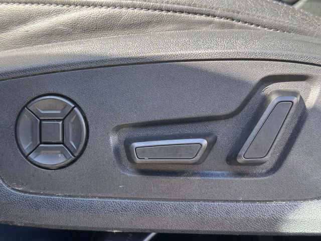 Used 2019 Audi Q3 2.0T Premium w/ Convenience Package AWD/4WD image 25