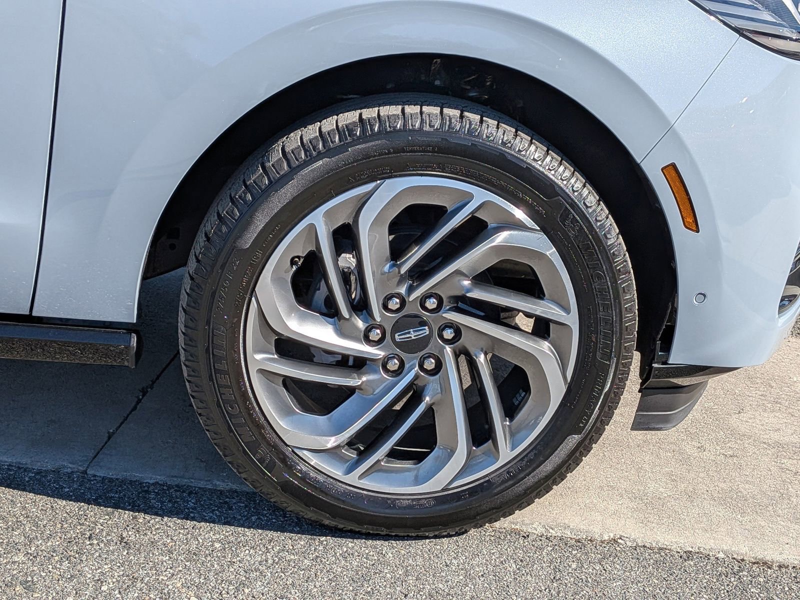 Certified 2025 Lincoln Navigator Reserve image 13