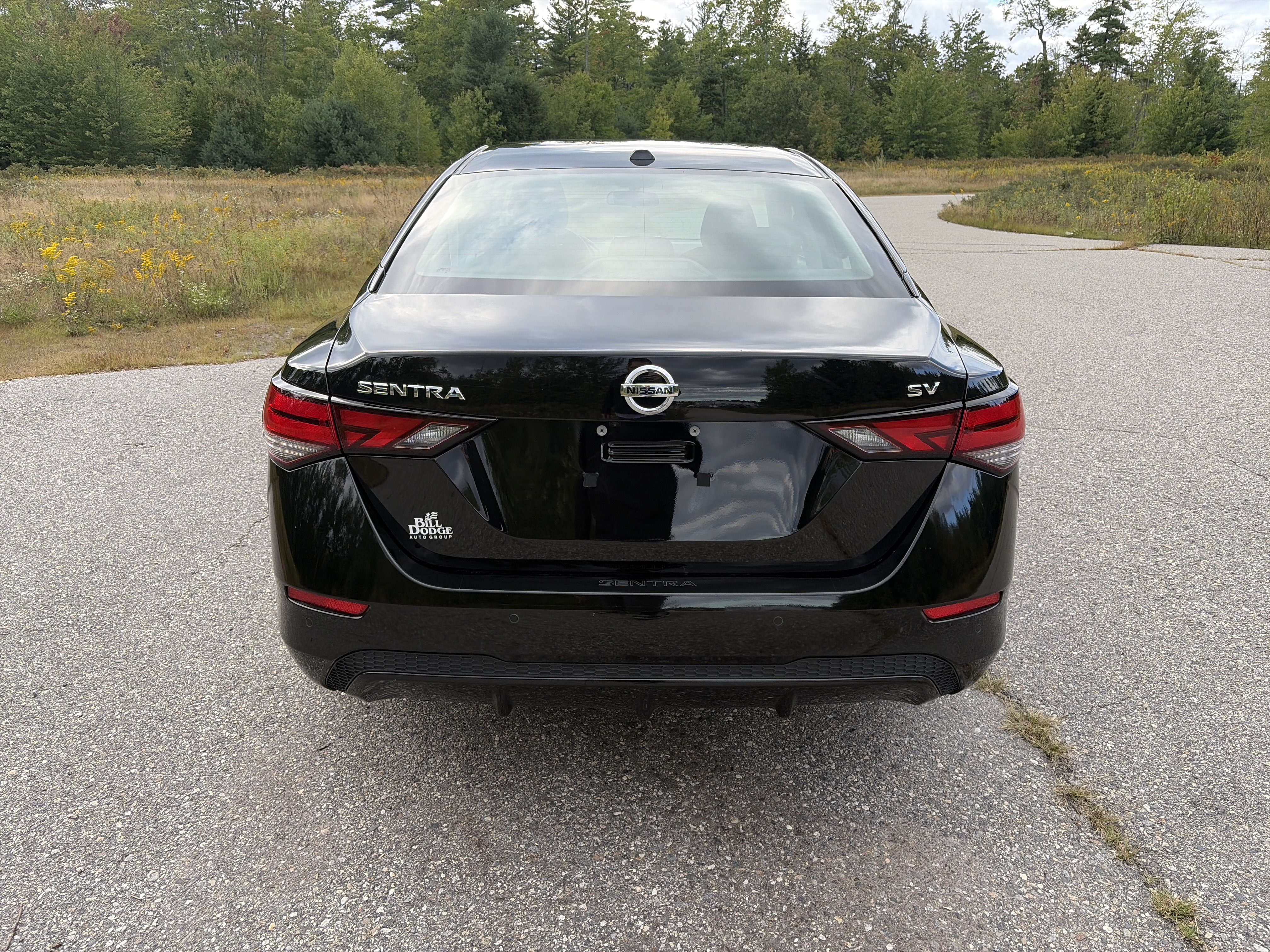 Used 2023 Nissan Sentra SV w/ Trunk Package FWD image 9