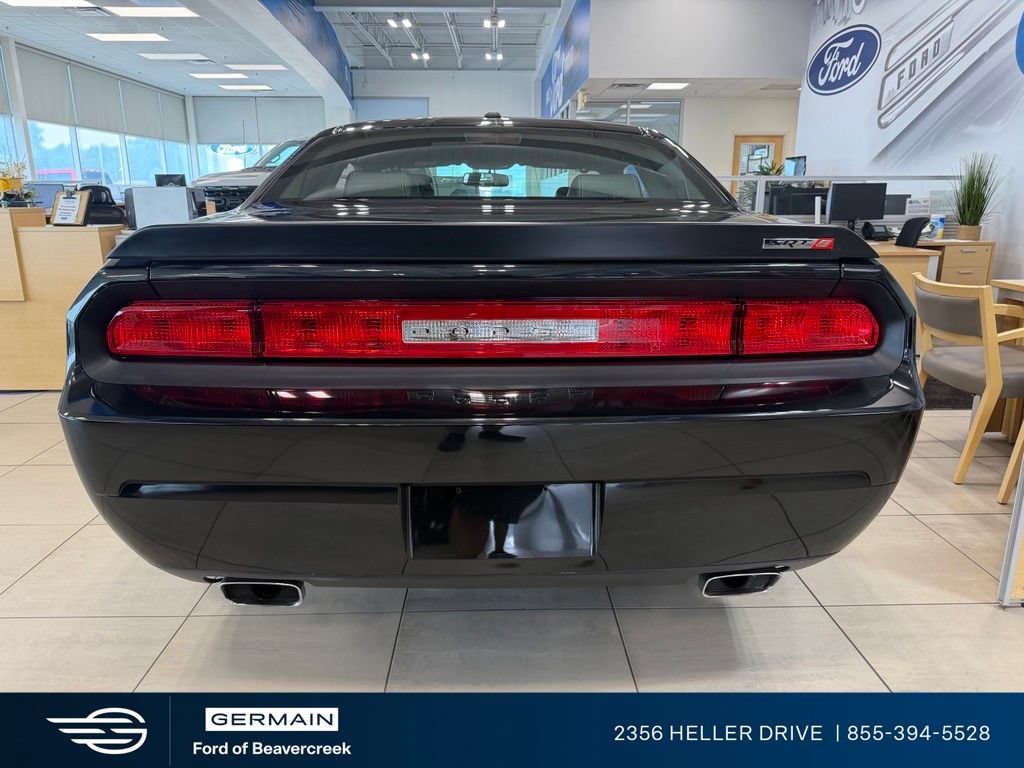 Used 2009 Dodge Challenger SRT8 RWD image 6