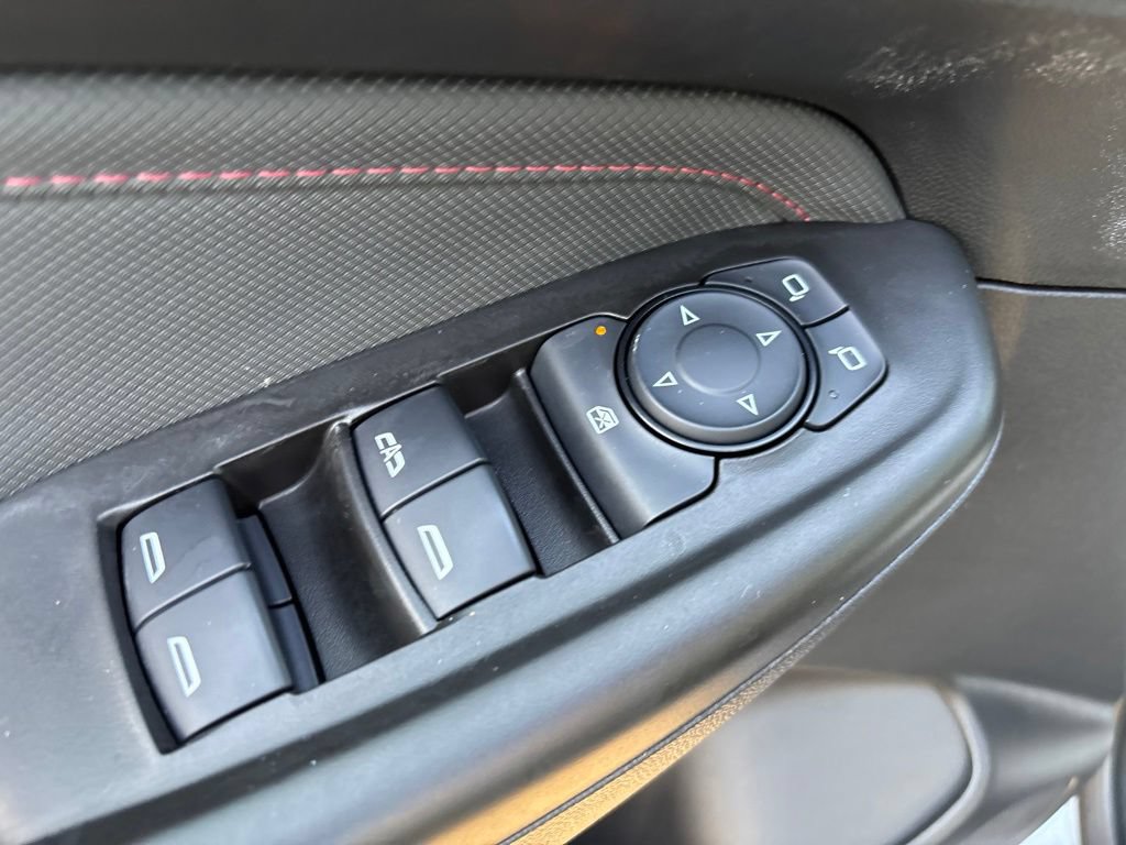 Used 2023 Chevrolet TrailBlazer RS w/ Convenience Package FWD image 12