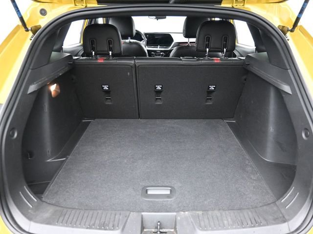 Used 2025 Chevrolet Trax RS w/ Driver Confidence Package image 25