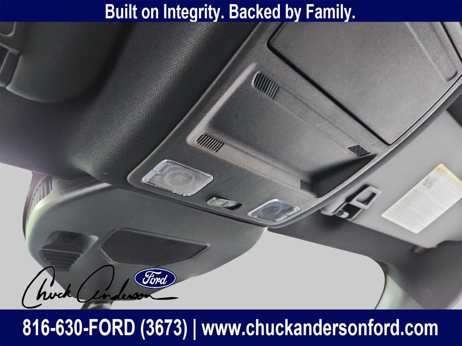 New 2025 Ford Escape ST-Line w/ Equipment Group 301A image 15