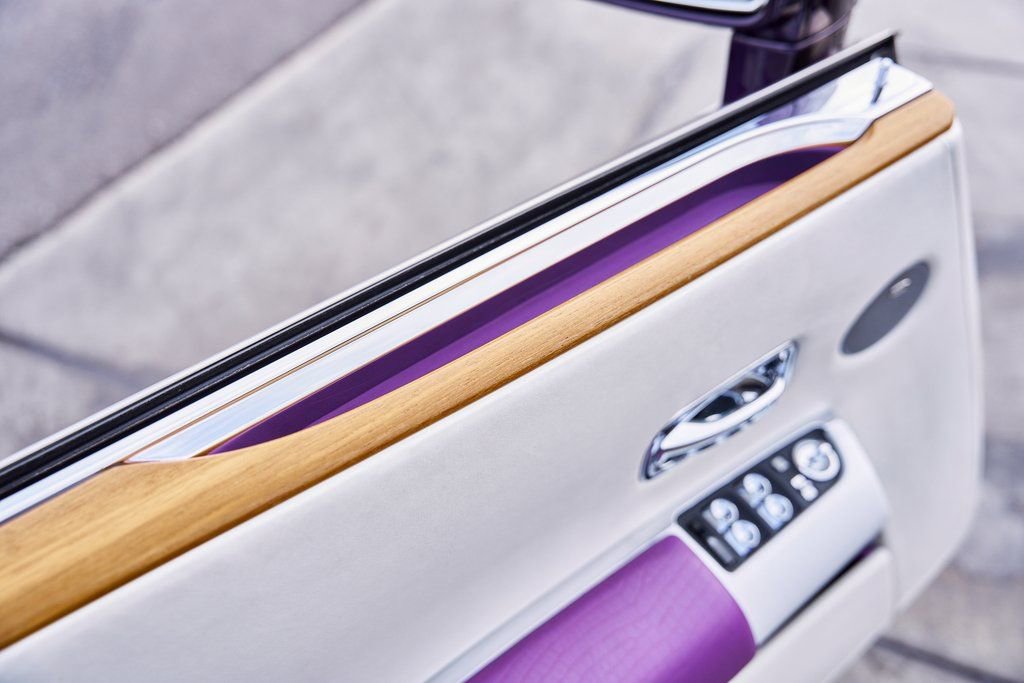 Used 2008 Rolls-Royce Phantom Drophead Coupe image 39