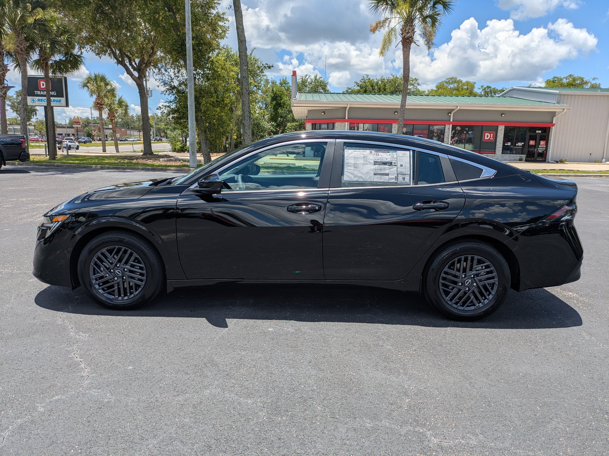 New 2026 Nissan Sentra SV w/ SV Convenience Package FWD image 8