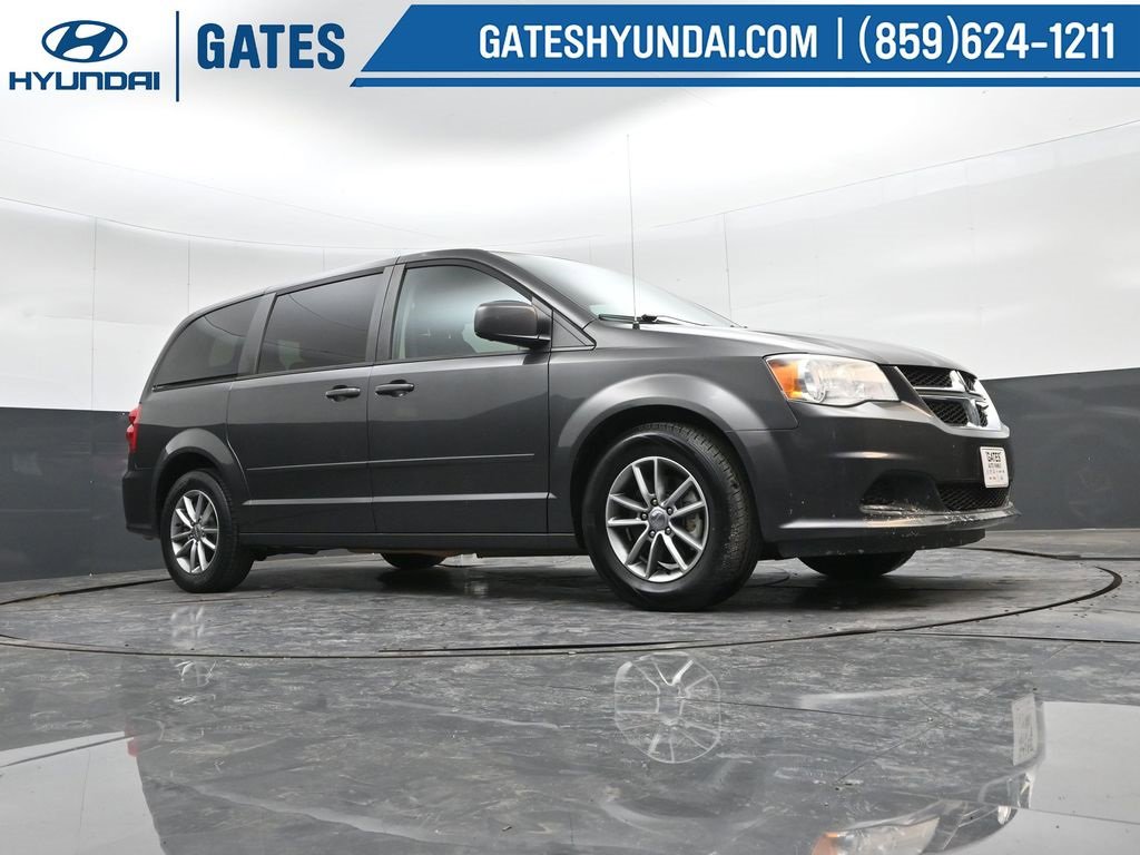 Used 2016 Dodge Grand Caravan SE image 29