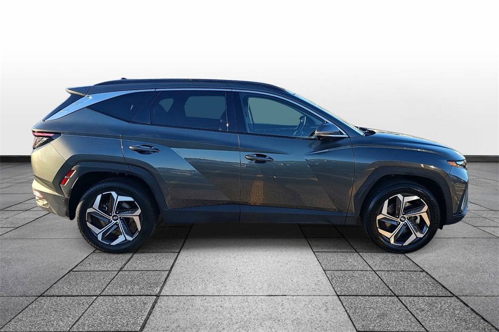 Used 2023 Hyundai Tucson Limited image 2