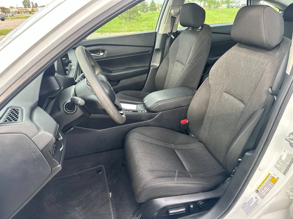 Used 2025 Honda Accord SE image 14