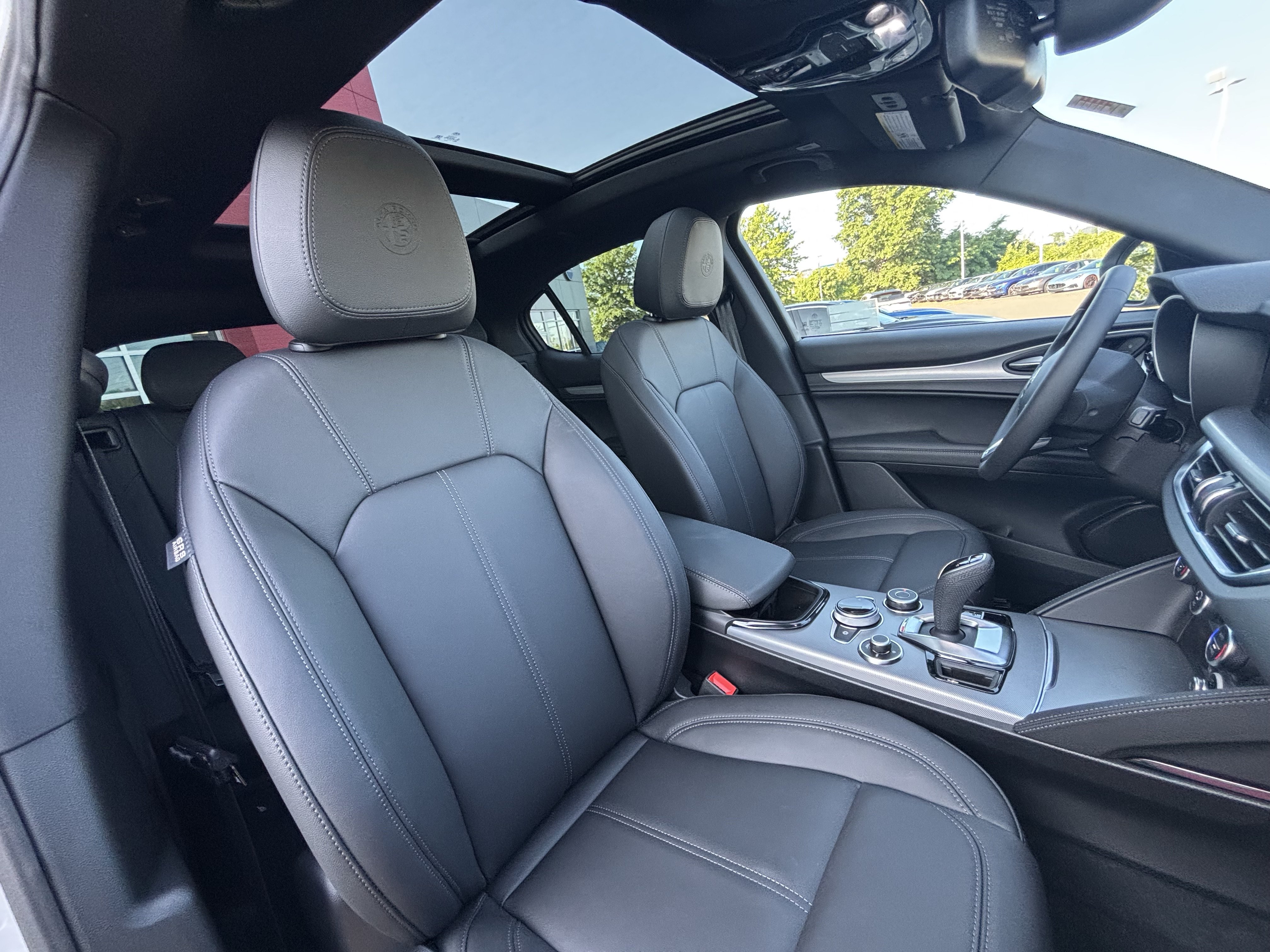 New 2026 Alfa Romeo Stelvio Sprint AWD/4WD image 31