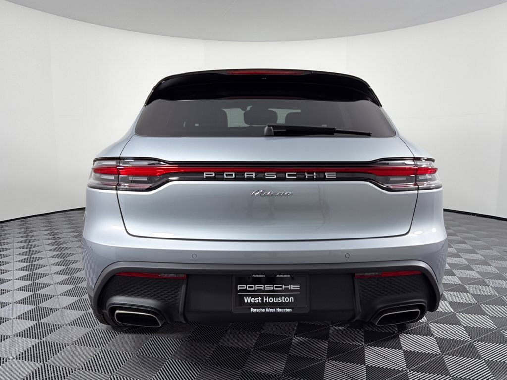 New 2026 Porsche Macan AWD/4WD image 11