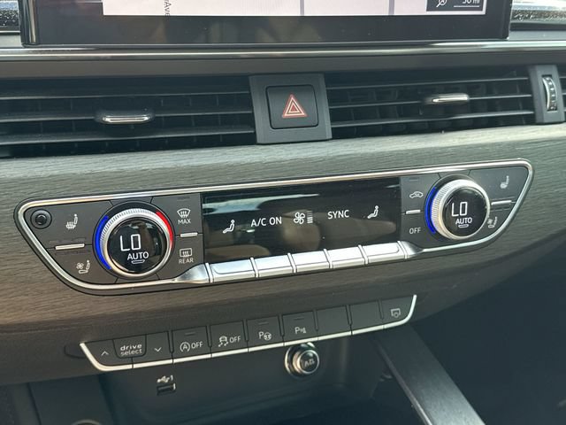 Used 2020 Audi A4 2.0T Prestige w/ Prestige Package AWD/4WD image 17