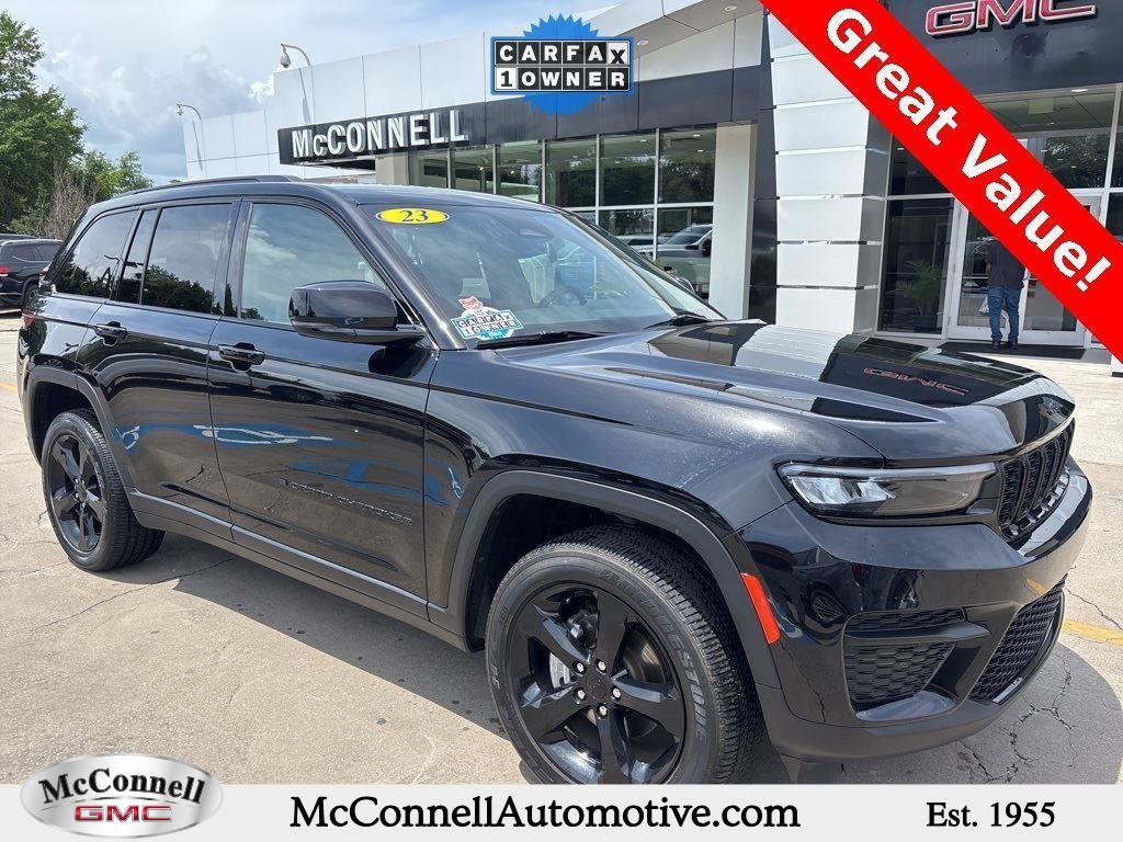 Used 2023 Jeep Grand Cherokee Altitude