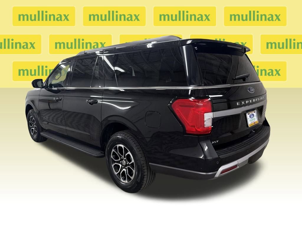 Certified 2024 Ford Expedition Max XLT image 16