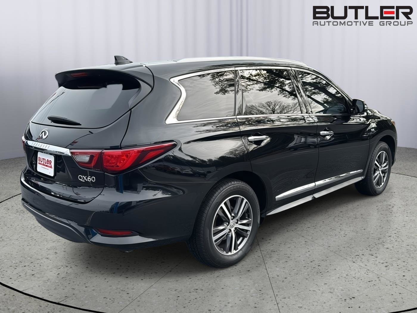 Used 2019 INFINITI QX60 Luxe image 5