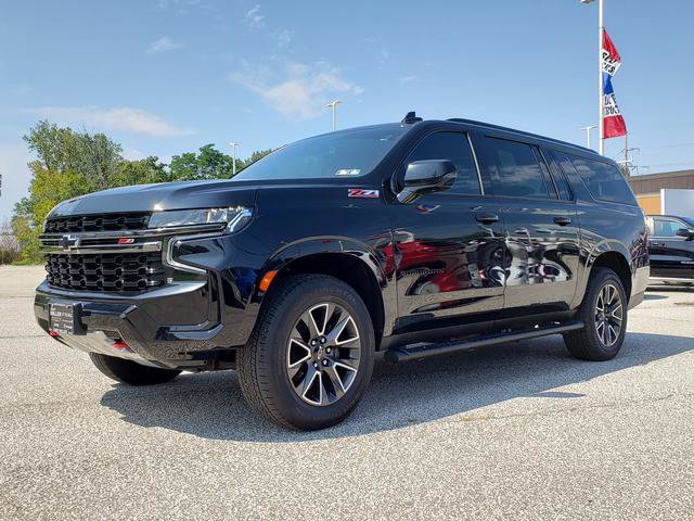 Used 2022 Chevrolet Suburban Z71 w/ Luxury Package AWD/4WD image 8