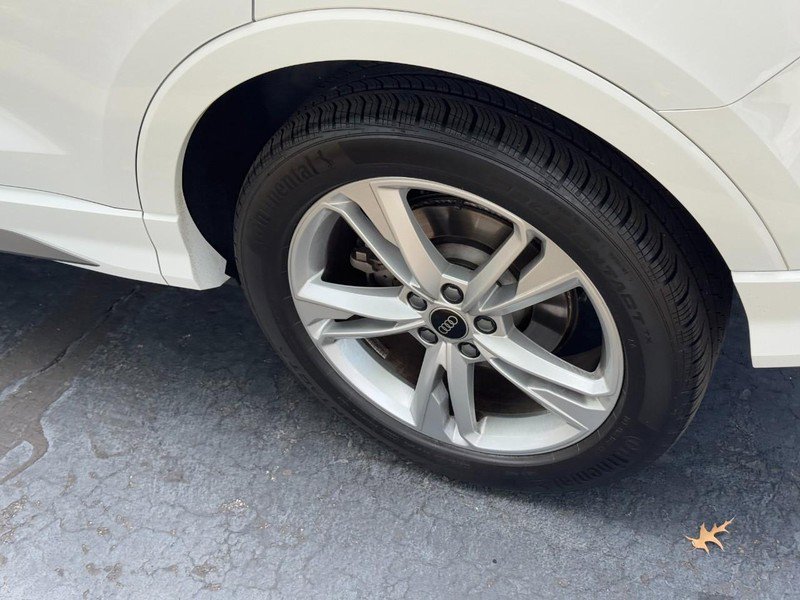 Used 2024 Audi Q3 2.0T Premium Plus w/ Premium Plus Package image 5