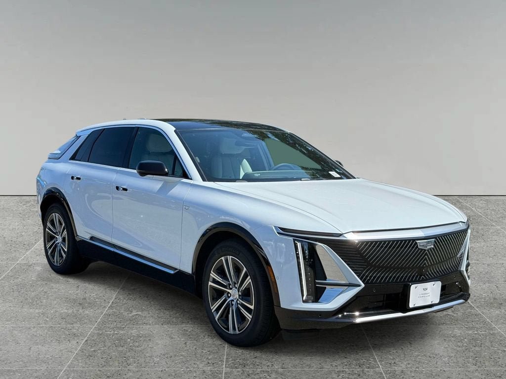 New 2026 Cadillac Lyriq Luxury RWD image 6