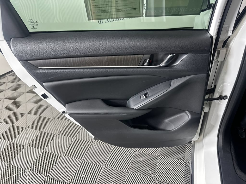 Used 2020 Honda Accord EX-L image 21