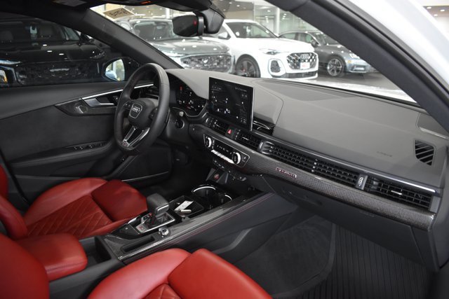 Used 2023 Audi S4 Premium Plus w/ Premium Plus Package AWD/4WD image 29