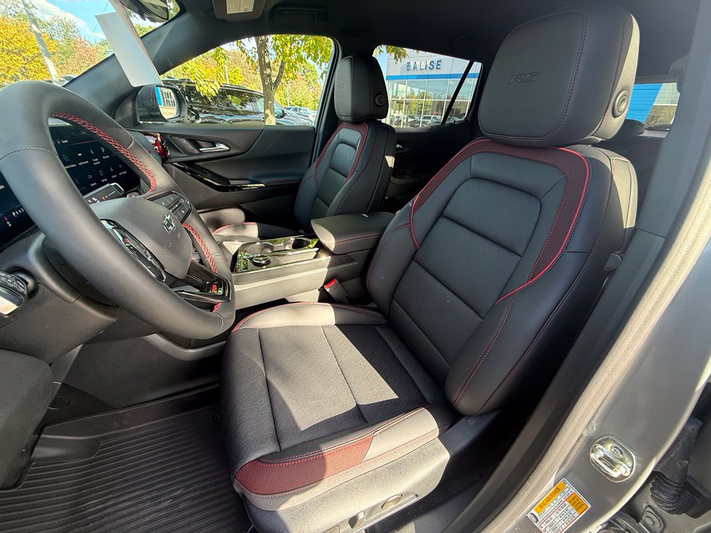 New 2027 Chevrolet Equinox RS w/ Safety and Technology Package AWD/4WD image 23