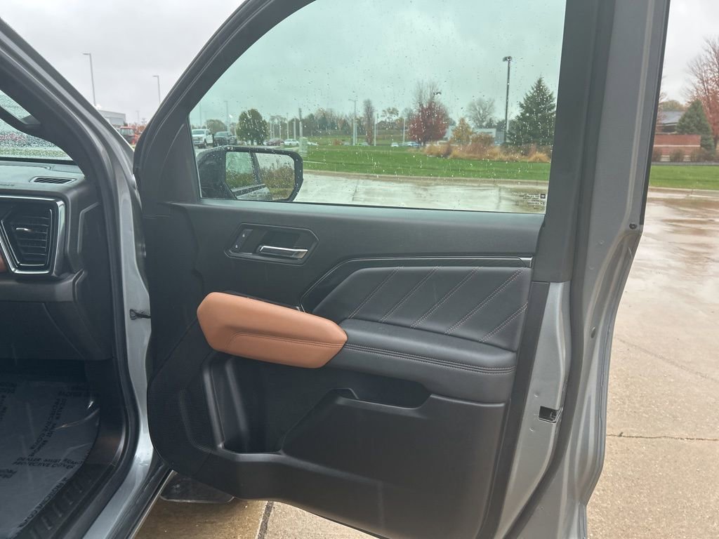 Used 2024 GMC Canyon AT4 w/ AT4 Premium Package image 22