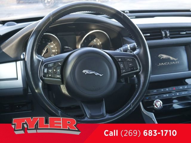 Used 2017 Jaguar XF Premium AWD/4WD image 37