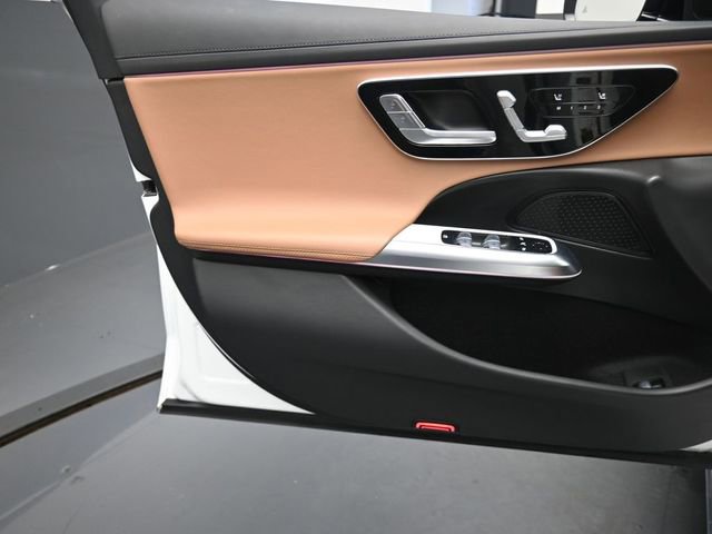 Used 2025 Mercedes-Benz E 350 Sedan image 20