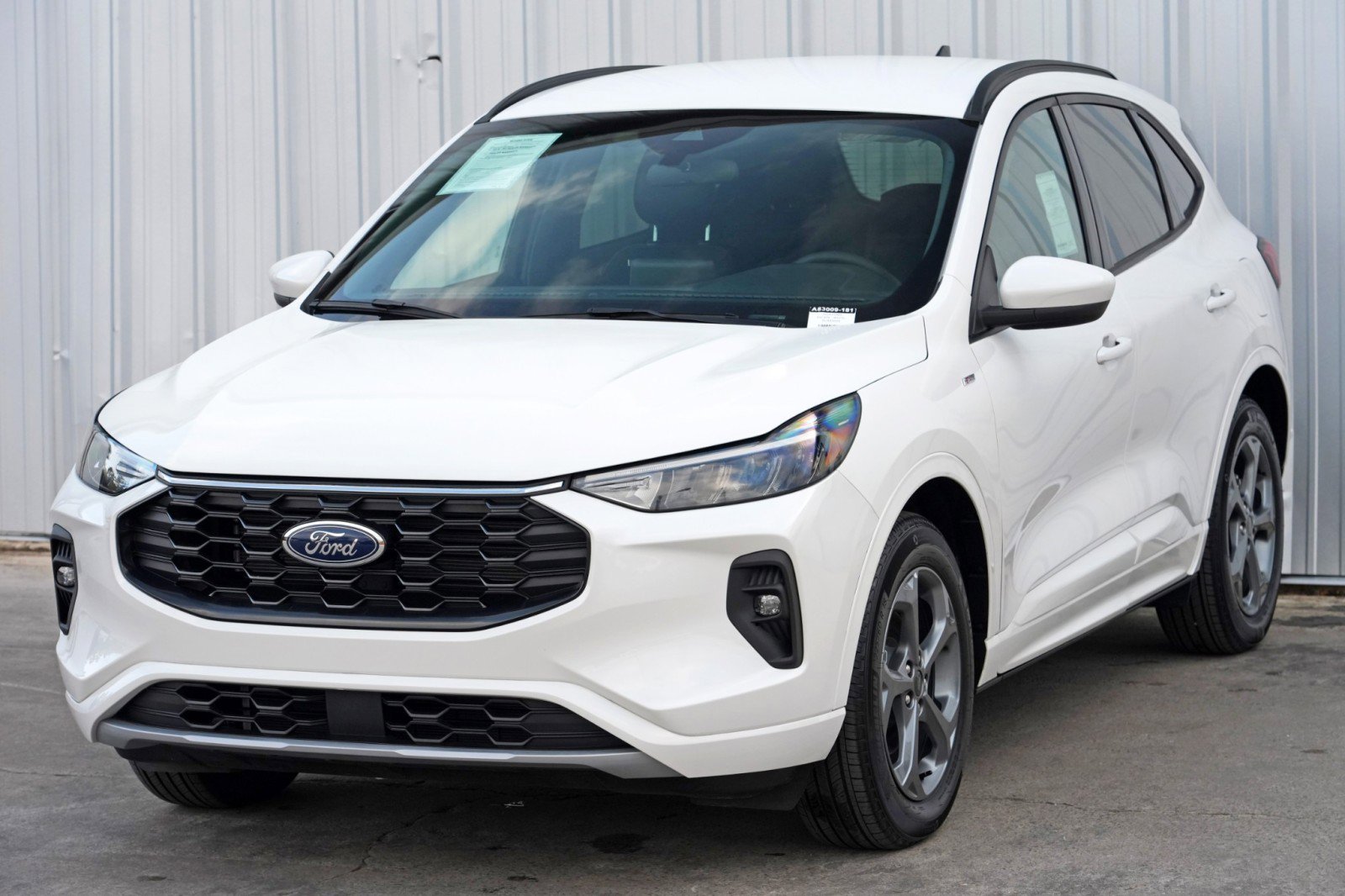 Used 2024 Ford Escape ST-Line Select image 42