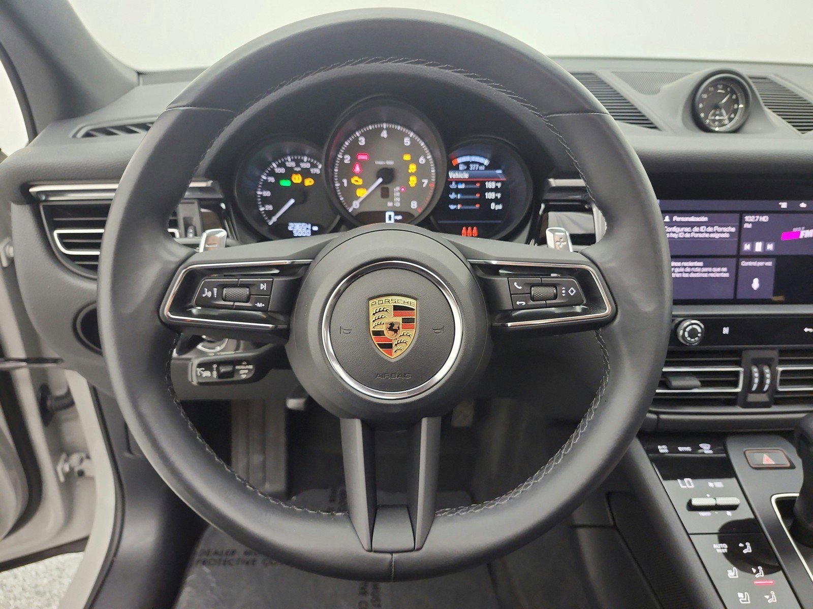 Used 2023 Porsche Macan S image 11
