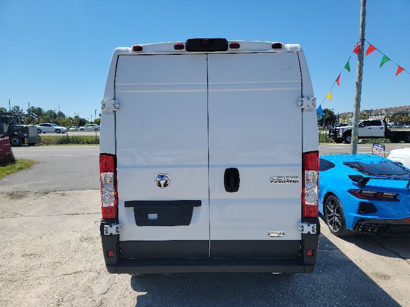 Used 2025 RAM ProMaster 2500 w/ Convenience Group FWD image 6