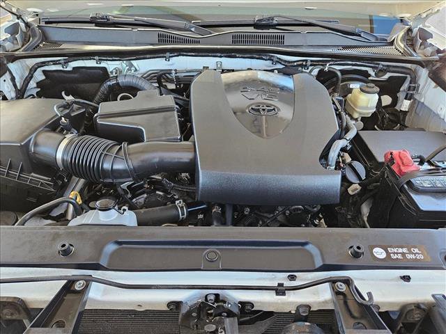 Used 2016 Toyota Tacoma TRD Off-Road w/ Towing Package image 22