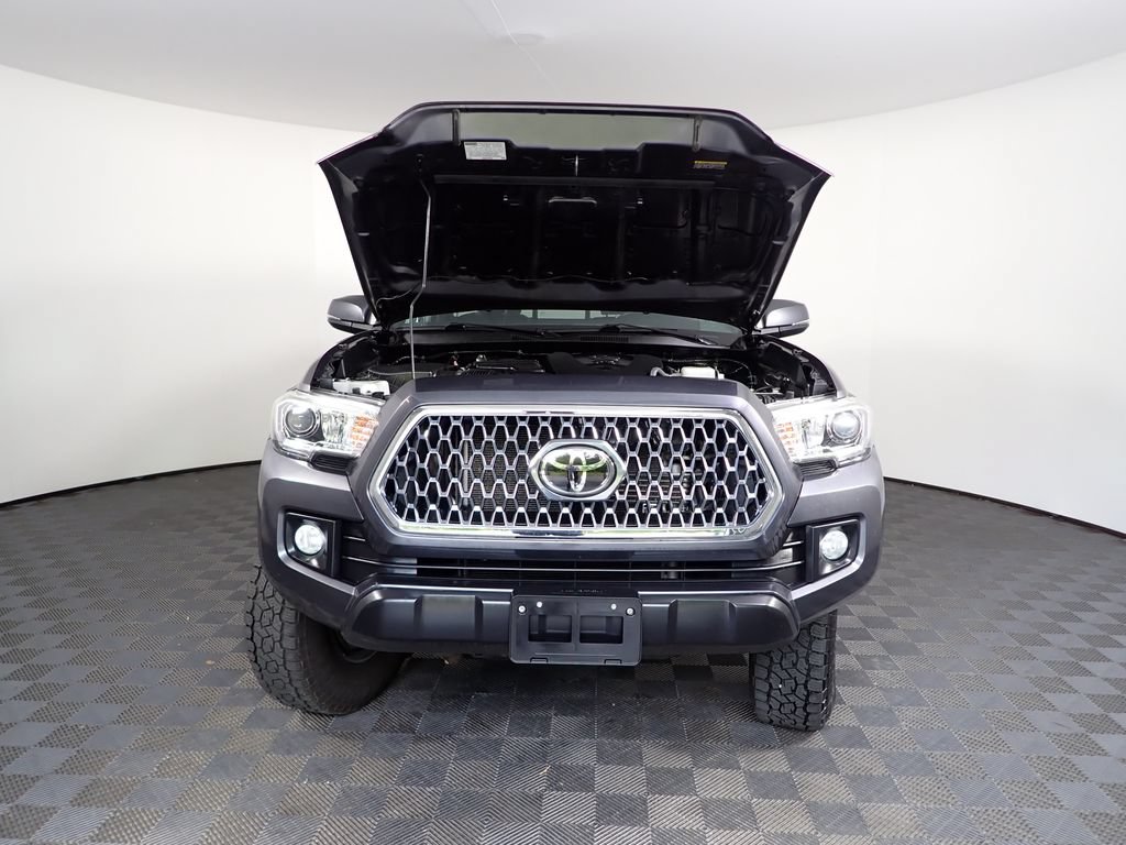 Used 2019 Toyota Tacoma TRD Off-Road AWD/4WD image 36