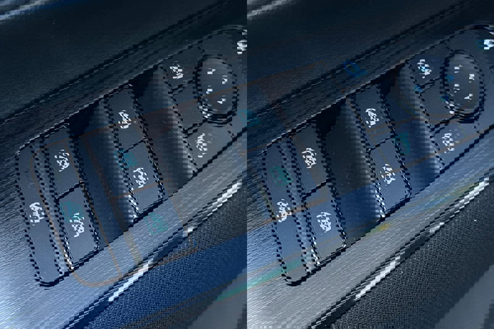 New 2026 Nissan Kicks S image 14