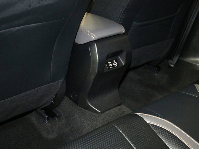 Used 2024 Subaru Crosstrek 2.5i Wilderness w/ Crosstrek Mirror Package image 15