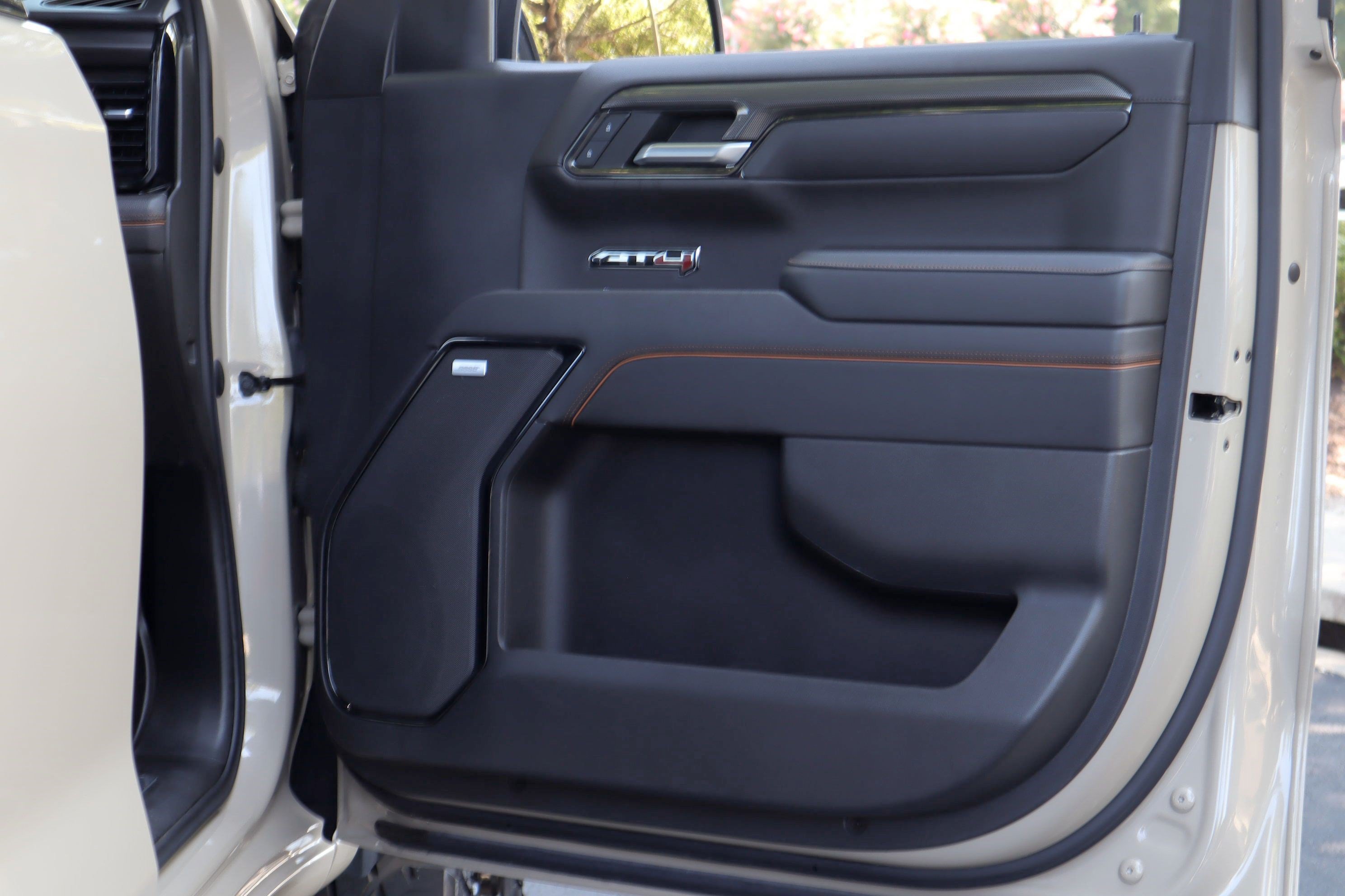 Used 2022 GMC Sierra 1500 AT4 AWD/4WD image 27