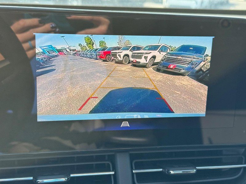 New 2026 Chevrolet Trax ACTIV w/ Driver Confidence Package FWD image 17