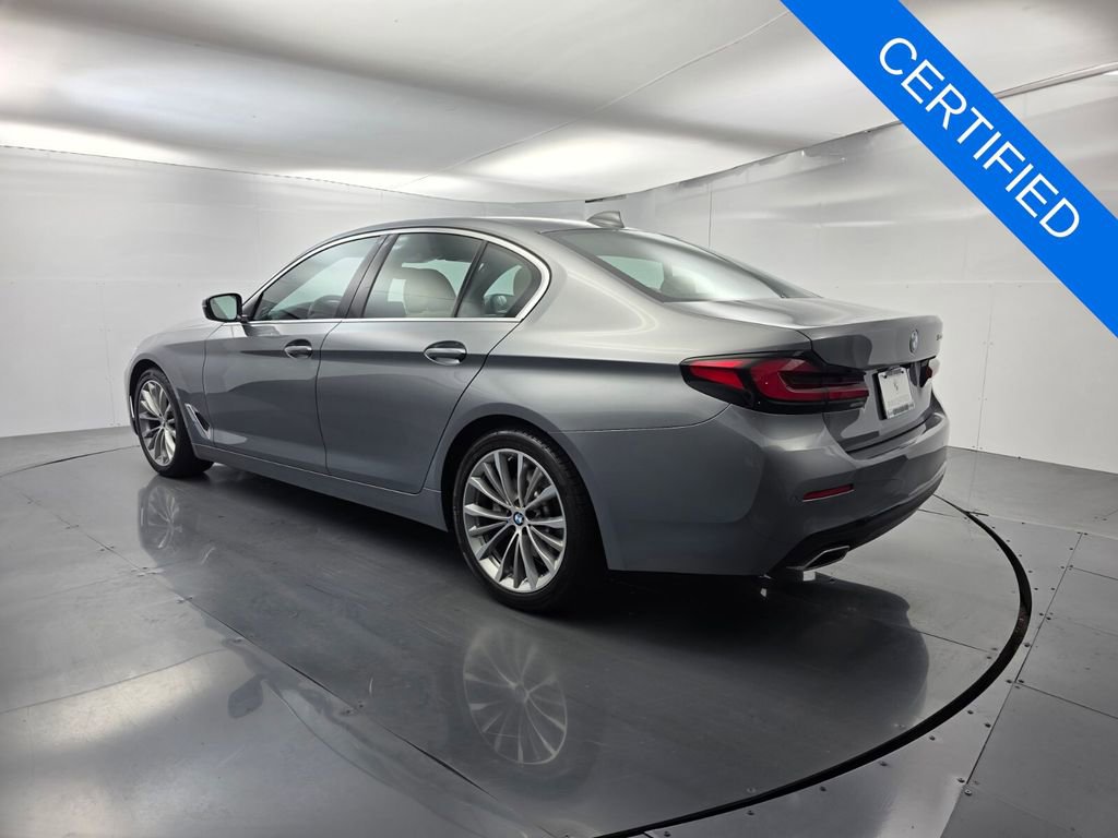 Used 2023 BMW 530i w/ Premium Package image 6