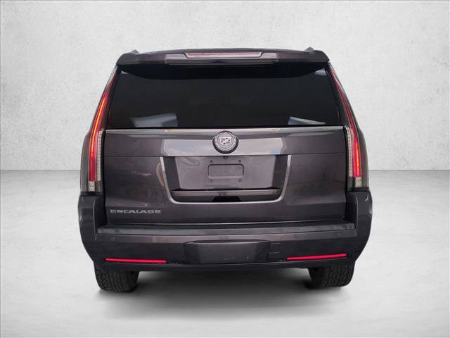 Used 2015 Cadillac Escalade Luxury RWD image 7