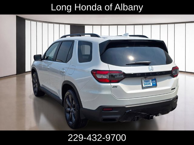 New 2026 Honda Pilot Sport image 9