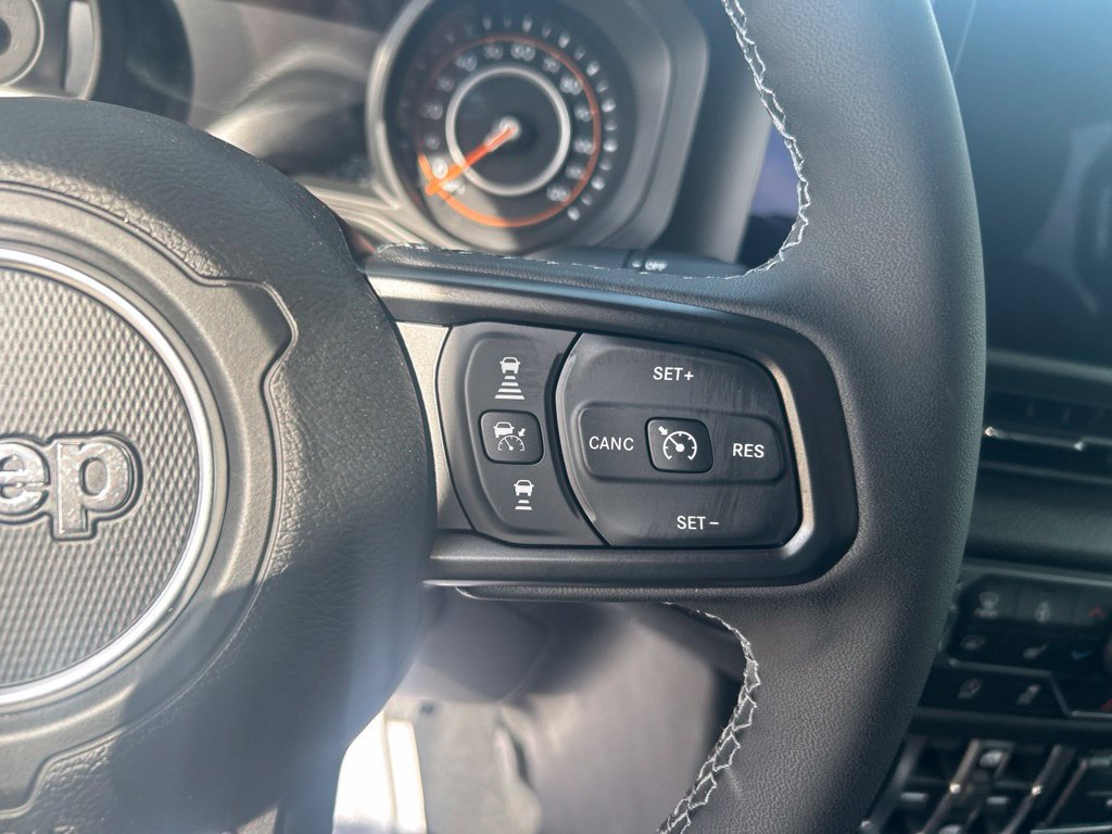New 2027 Jeep Gladiator Sport AWD/4WD image 18