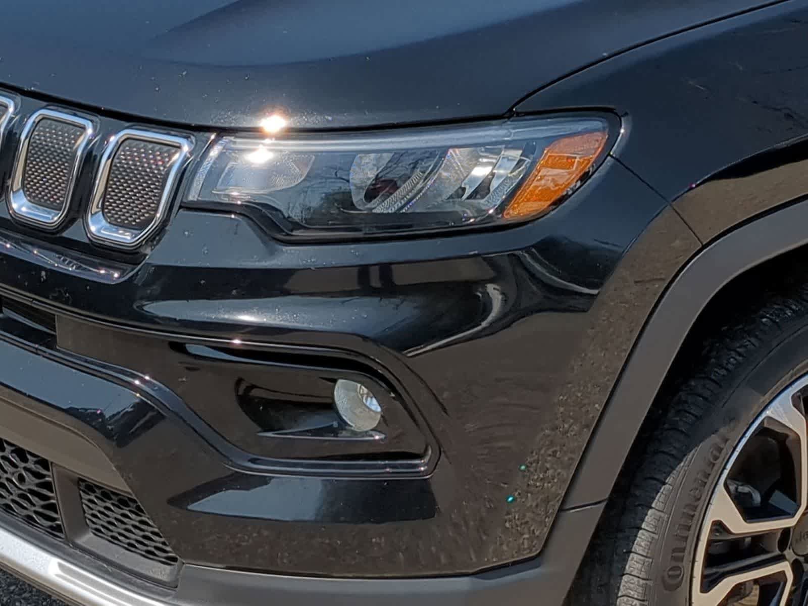 Used 2022 Jeep Compass Limited AWD/4WD image 11